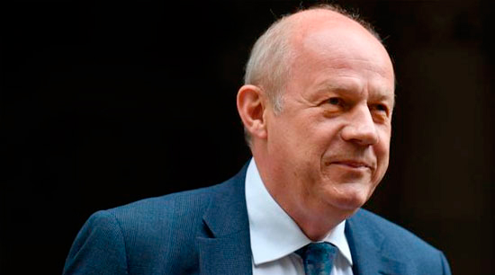 May nombra a Damian Green como primer secretario de Estado
