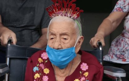 Abuela de 108 años recibe una linda sorpresa por el Día de la Madre y su cumpleaños