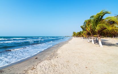 Cartagena Vuelve a abrir sus playas solo para caminatas y las peluquerías