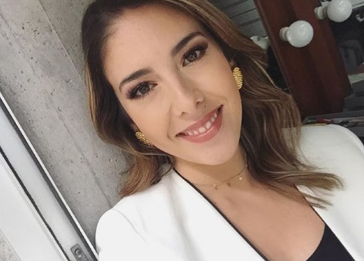 Del set a TikTok: Juanita Gómez se armó un noticiero en redes sociales - El  Pais Vallenato