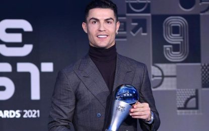 Cristiano recibió premio especial, por su récord de goles con la Selección Portugal
