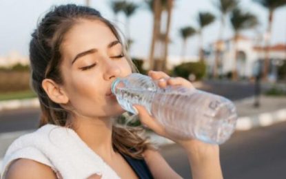 Las únicas dos bebidas saludables, además del agua, según Harvard