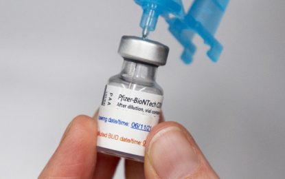 Aún hay 16 países con menos del 10 % de vacunados contra la covid-19