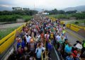 25 mil personas cruzan diariamente el puente Simón Bolívar en frontera con Venezuela