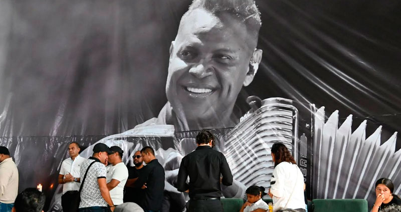 The Valledupar Mayor’s workplace and the individuals of Vallenato honor singer and songwriter Omar Geles after his dying.