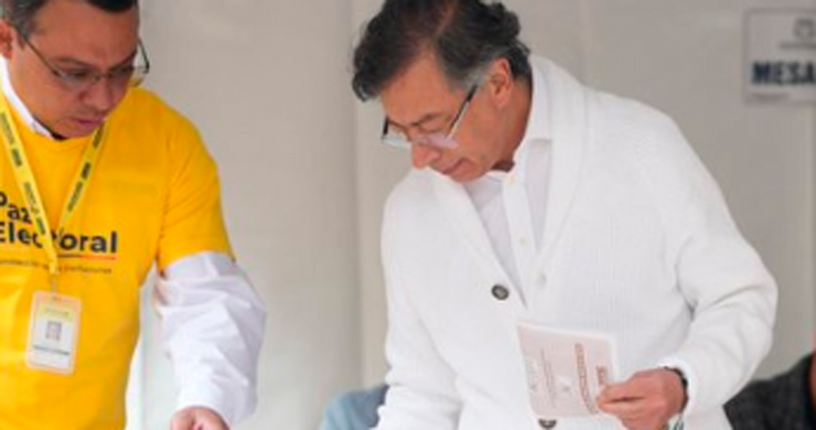 Petro destacó los resultados en la lucha contra delitos electorales en los comicios de Congreso