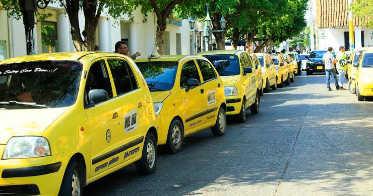 Definen tarifas diferenciales para taxis durante el Festival