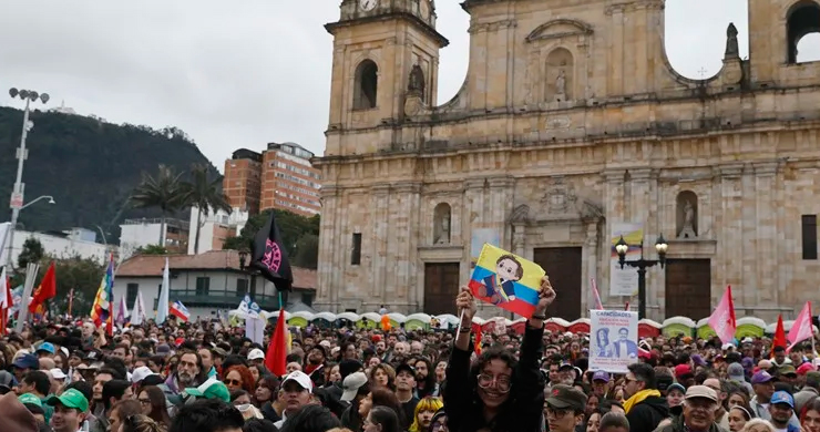 Colombia entre la continuidad del primer gobierno de izquierda y el regreso de la derecha