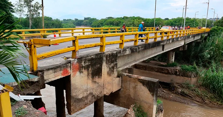 Venezuela informa sobre el cierre total de puente fronterizo con Colombia durante 15 días