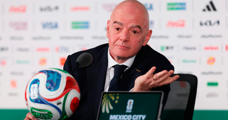 La inesperada respuesta de Infantino al caso del árbitro somalí y el traslado de Irán